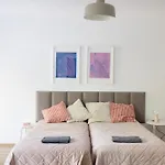 Central Apartment With Terrace And A Free Parking